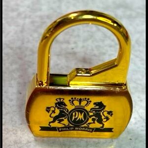 Vintage Phillip Morris lock. No key required